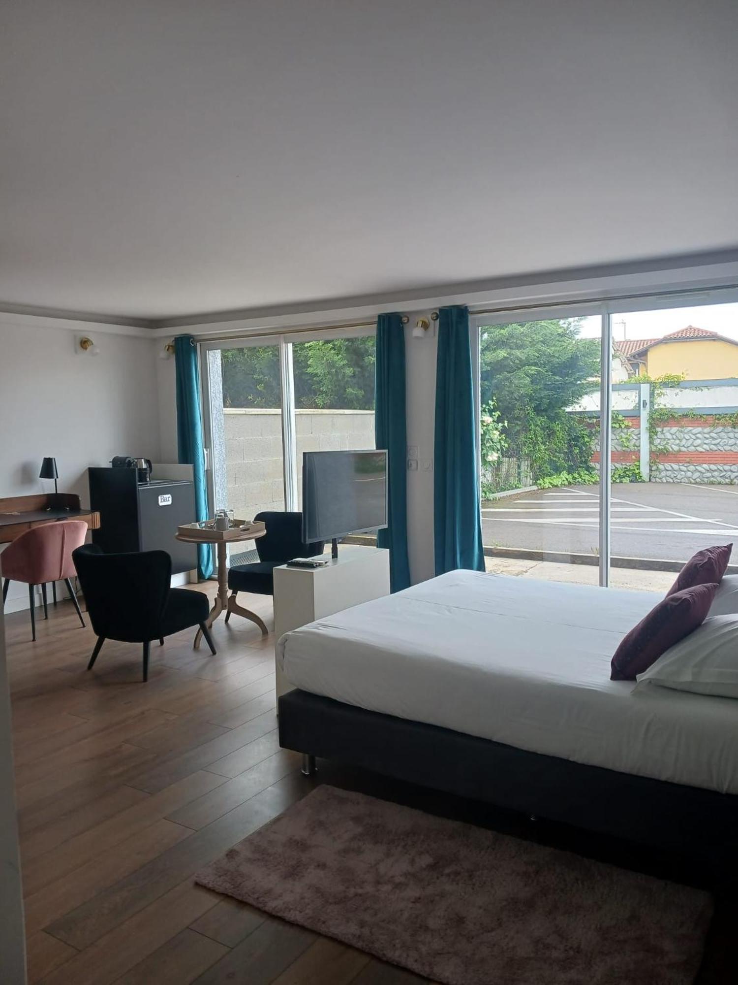 Bed and Breakfast Touraco Villars-les-Dombes Zewnętrze zdjęcie